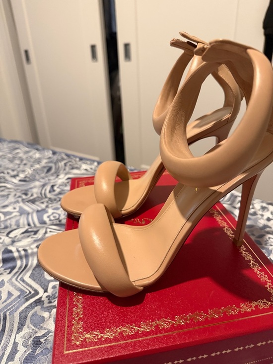 Gianvito Rossi Bijoux Women\'s Nude Ankle-Strap Sandals worn once no box 40.